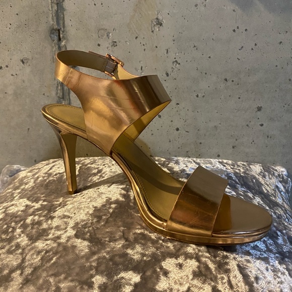 Micheal Kors Rose Gold Stilletto Heels size 9 prom - Picture 8 of 8